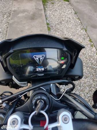 Triumph Street Triple - 3