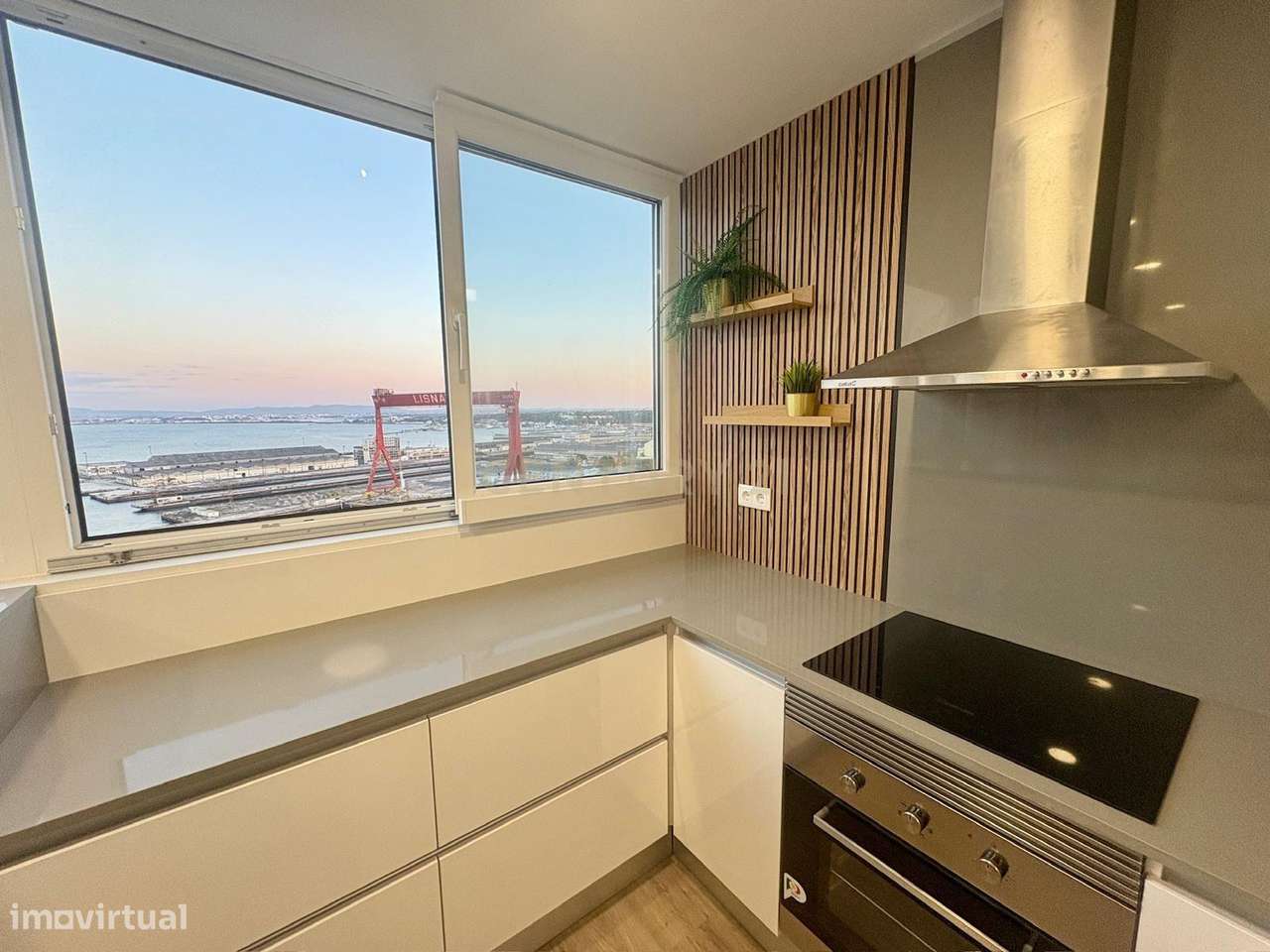 T1 62m2 Remodelado com Vista Rio Tejo - Arrendamento - Grande imagem: 4/20