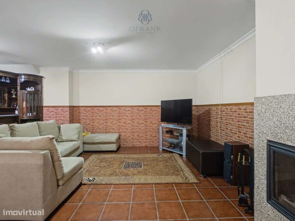 Moradia V3 no Mindelo - Conforto, espaço e eficiência num só lar-27