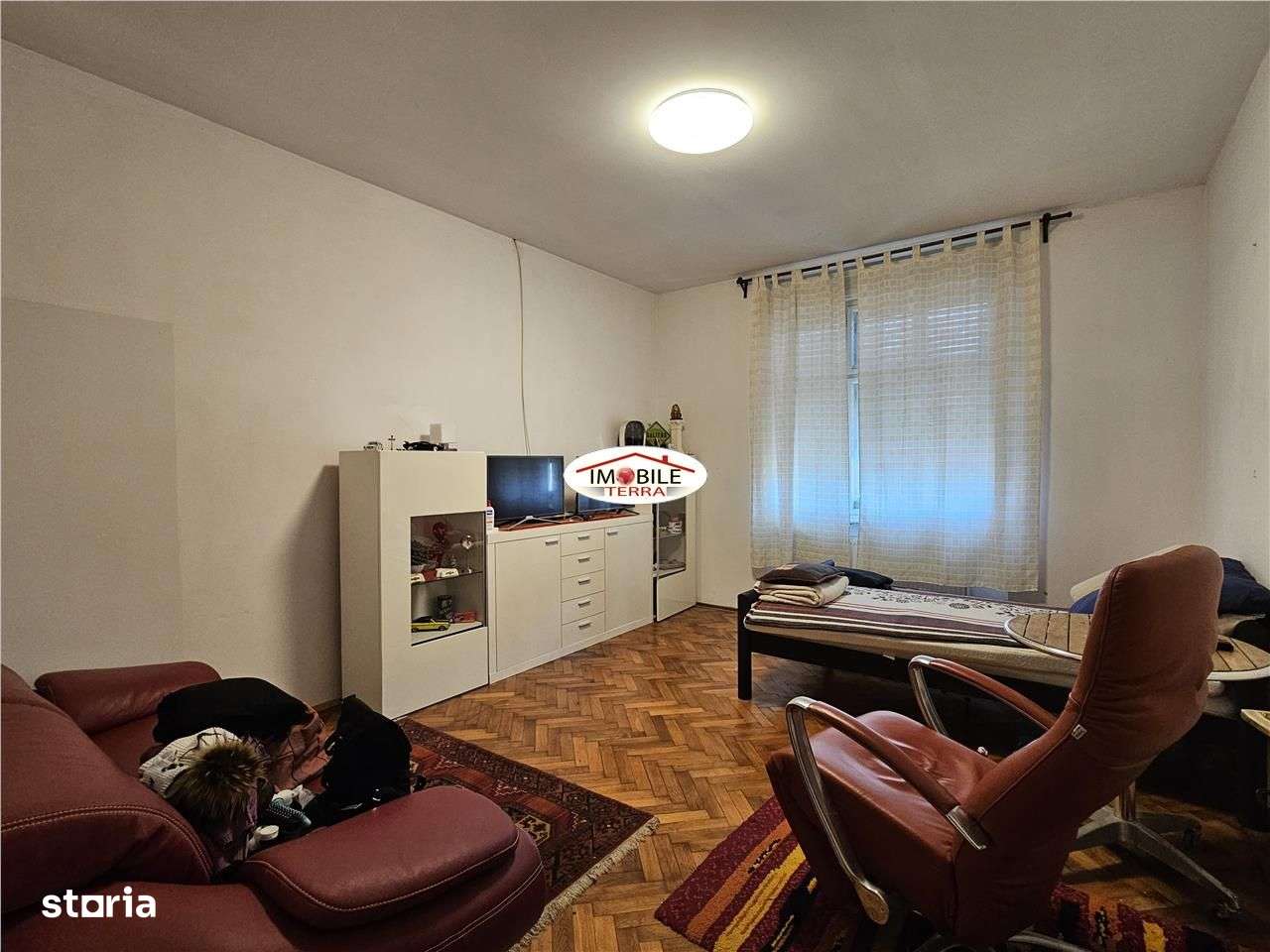 Casa cu 900 mp teren zona Calea Poplacii aproape de Parcul Sub Arini-5