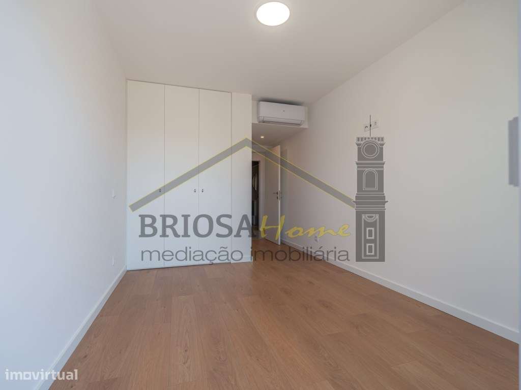 Apartamento T4, com vista mar, na Figueira da Foz-25