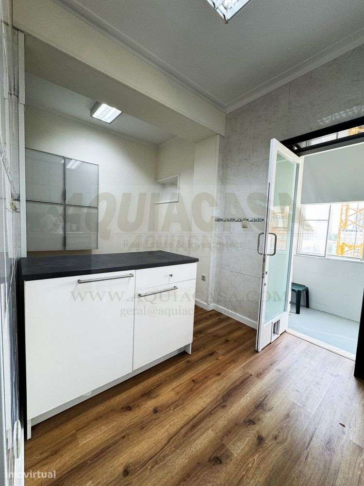 Apartamento T3 Renovado no Bonfim, Porto | 2 Casas de Banho-4