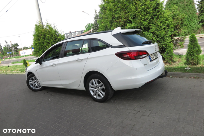 Opel Astra 1.4 Turbo Active - 10