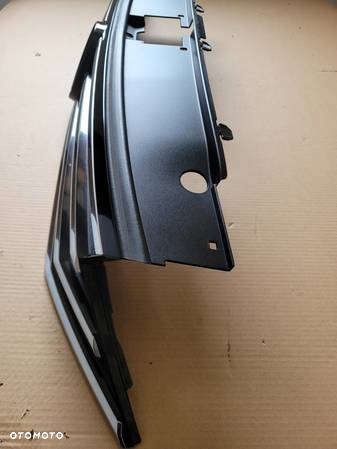 GRILL ATRAPA VW PASSAT B8 LIFT 3G0853653K - 8