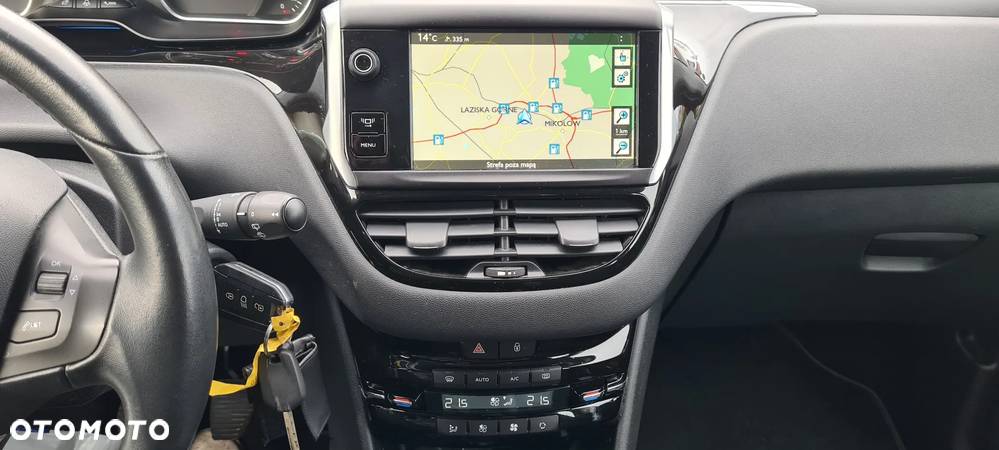 Peugeot 208 E-HDi FAP 92 Stop&Start Allure - 21