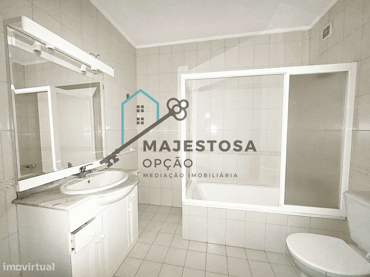 Apartamento T3 no Centro de Vila Verde — Braga-16