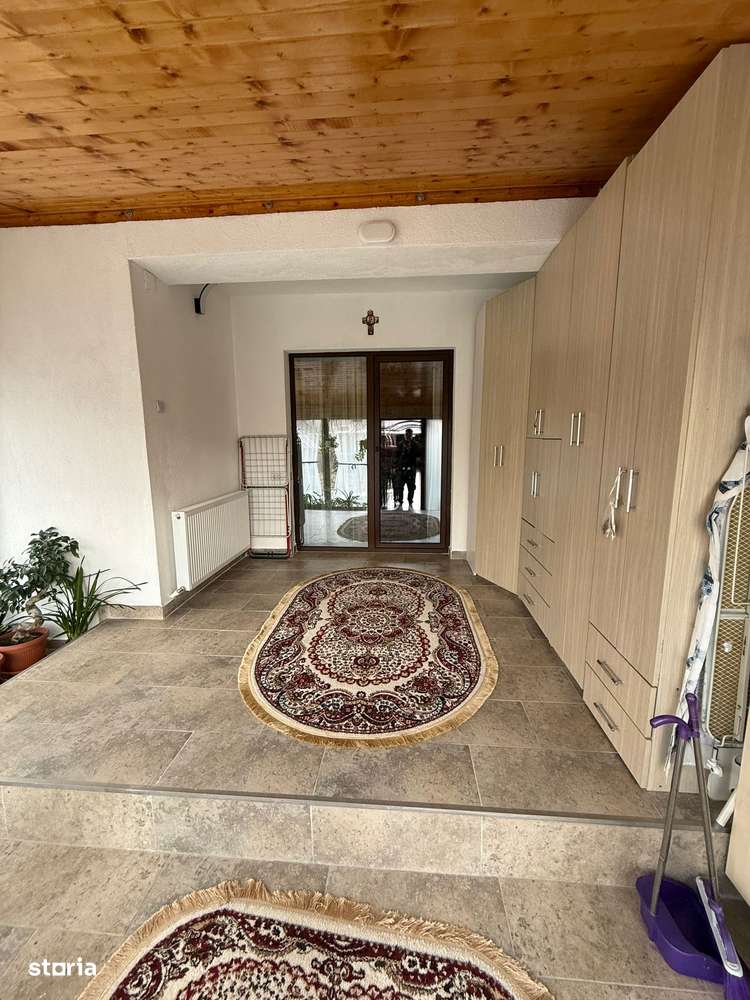 Vila tip Duplex , gata de mutat!-6