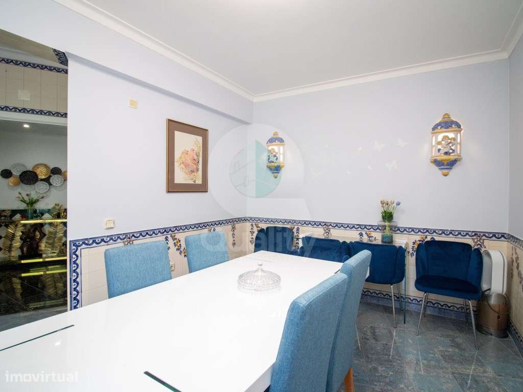 Excelente Apartamento T2 - Baixa da Banheira-26