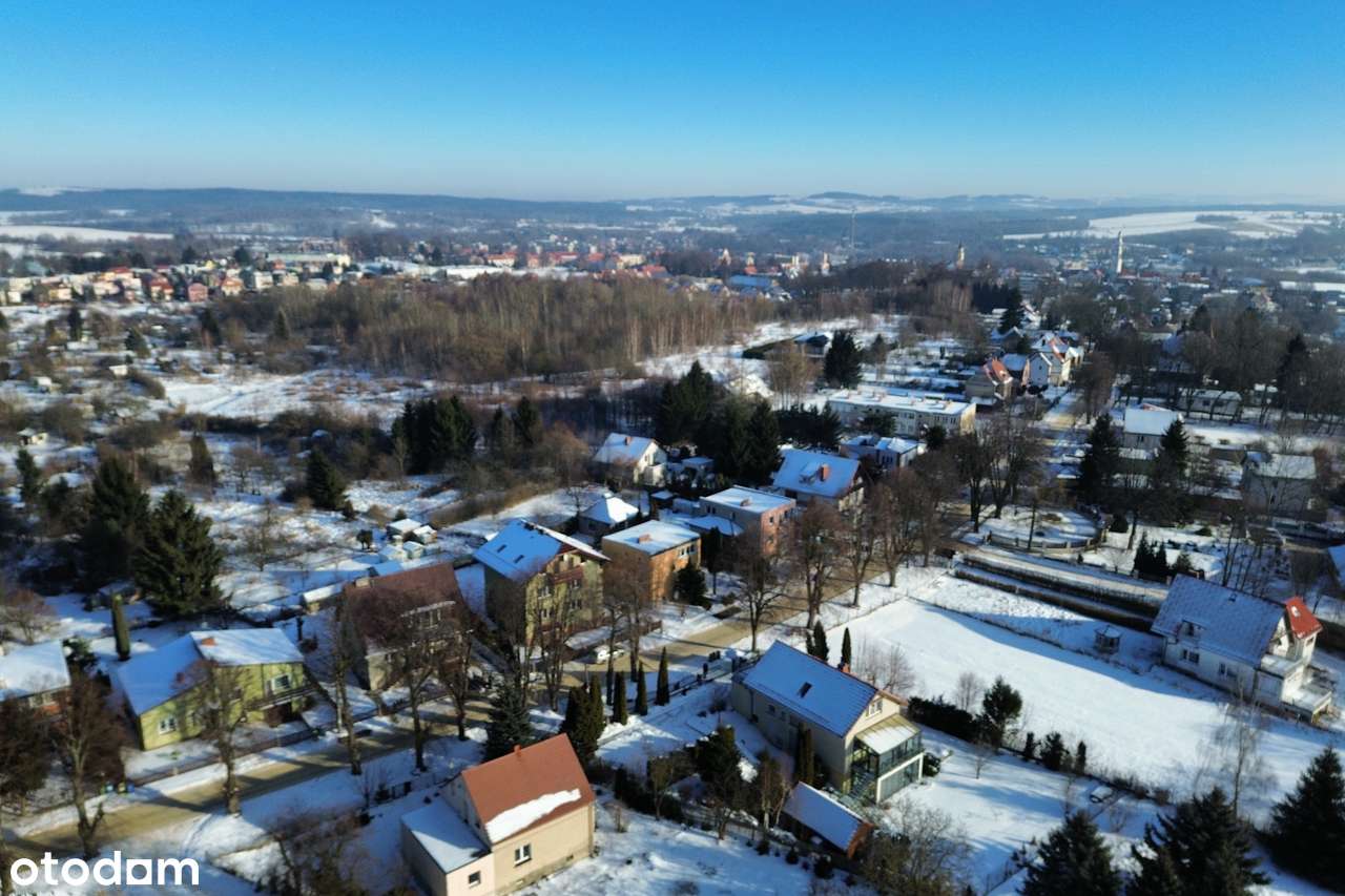 Dom z pięknym ogrodem | Atrakcyjna lokalizacja-13