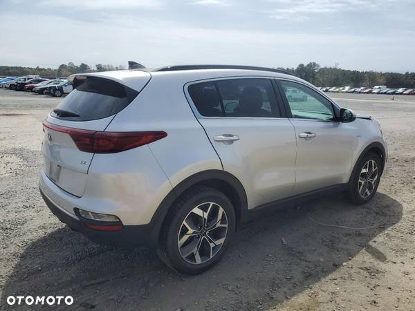 Kia Sportage - 4