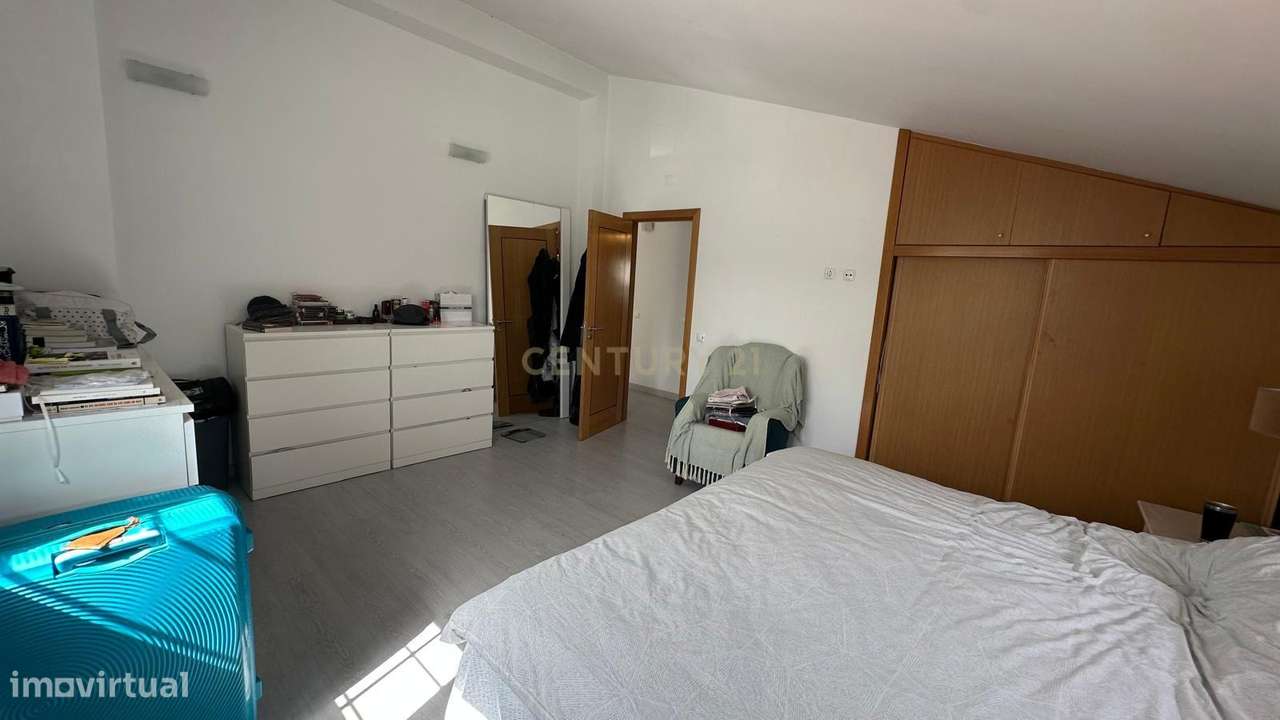 Moradia T4 com terreno em Oledo, Idanha-a-Nova-15