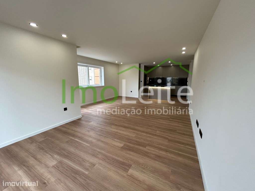 Apartamento T3 Póvoa de Varzim Metro - Grande imagem: 2/32