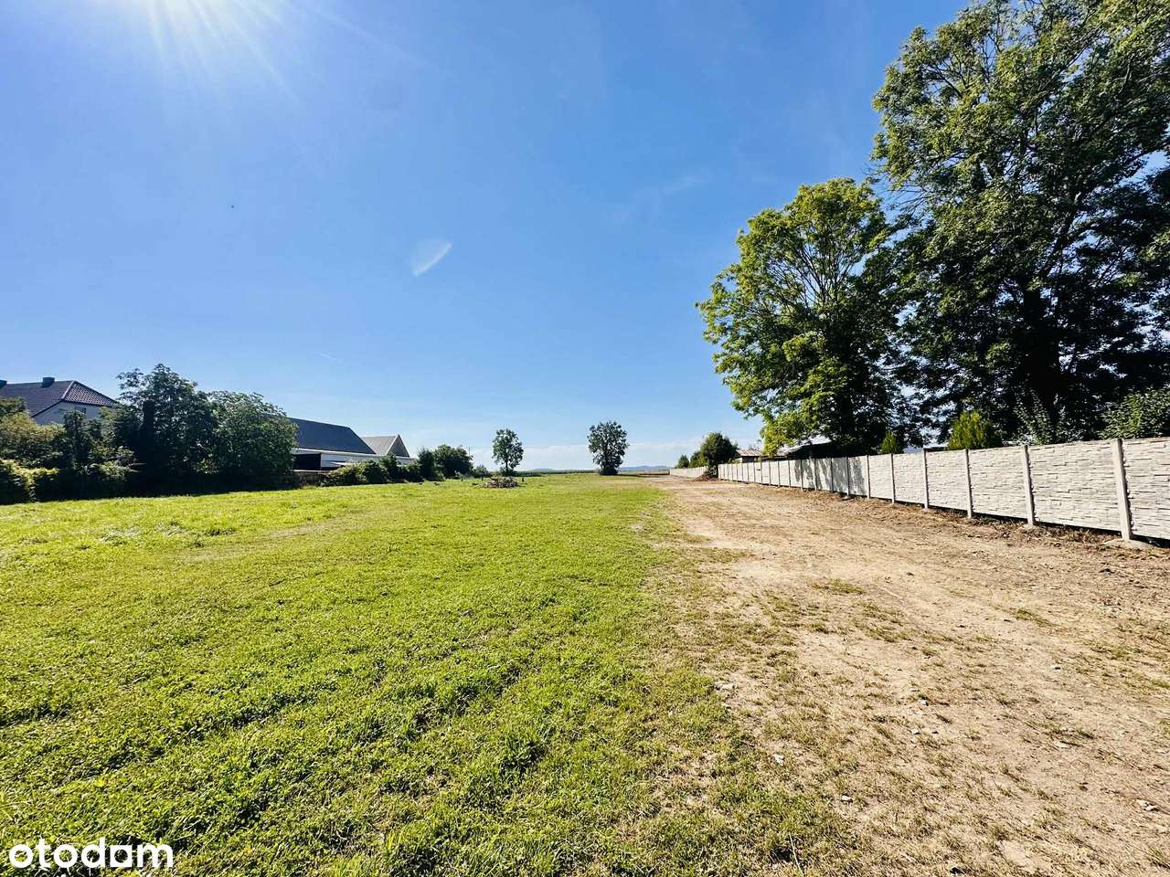 Wyjątkowa działka budowlana u stóp Ślęży  z mediami i dostępem do PKP! - Pełny obrazek: 5/9