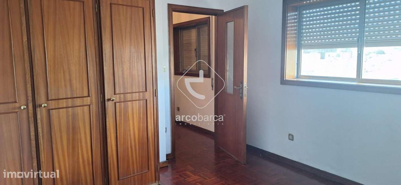 Moradia T4 Circunvalação Hospital S. João - Porto-9