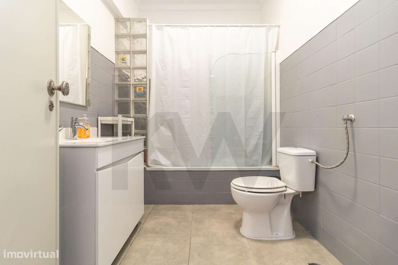 Apartamento T2 - Laranjeiro-22