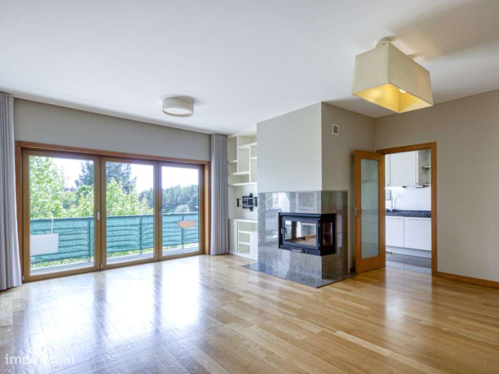 T3 com Box 2 carros e grande varanda - Colinas do Cruzeiro, Odivelas-1