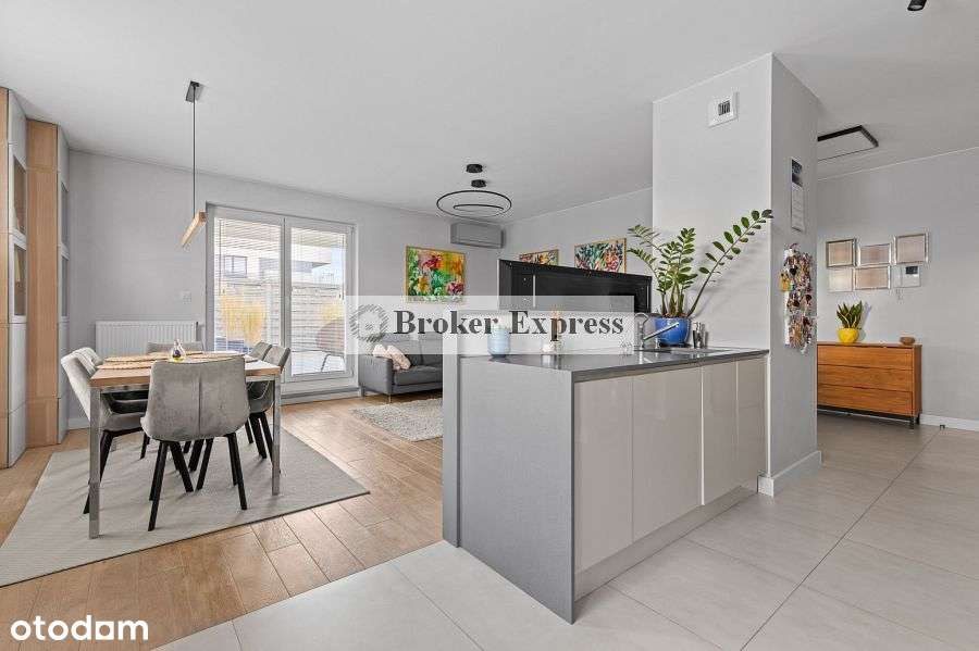 Ekskluzywne mieszkanie z tarasem!-6