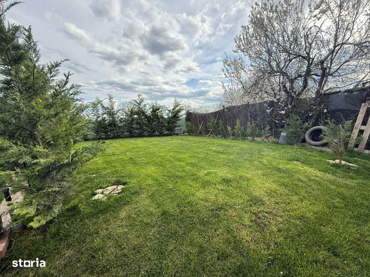 Casă nouă de vânzare, 3 camere, curte mare-16