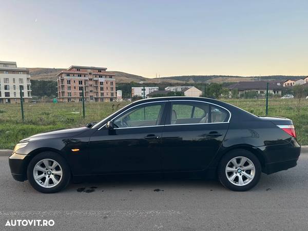 BMW Seria 5 520d - 8