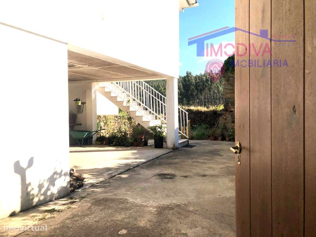 Moradia – Castanheira de Pera, Leiria - Mais