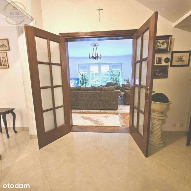 Dom wolnostojący z garażem dwustanowiskowym-4