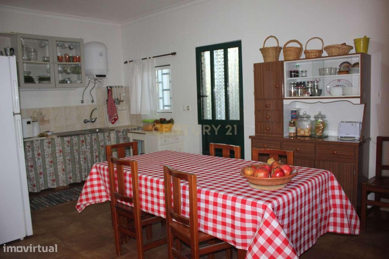 Quinta com Moradia para vender na Herdade de Almada em Foros de Almada-17