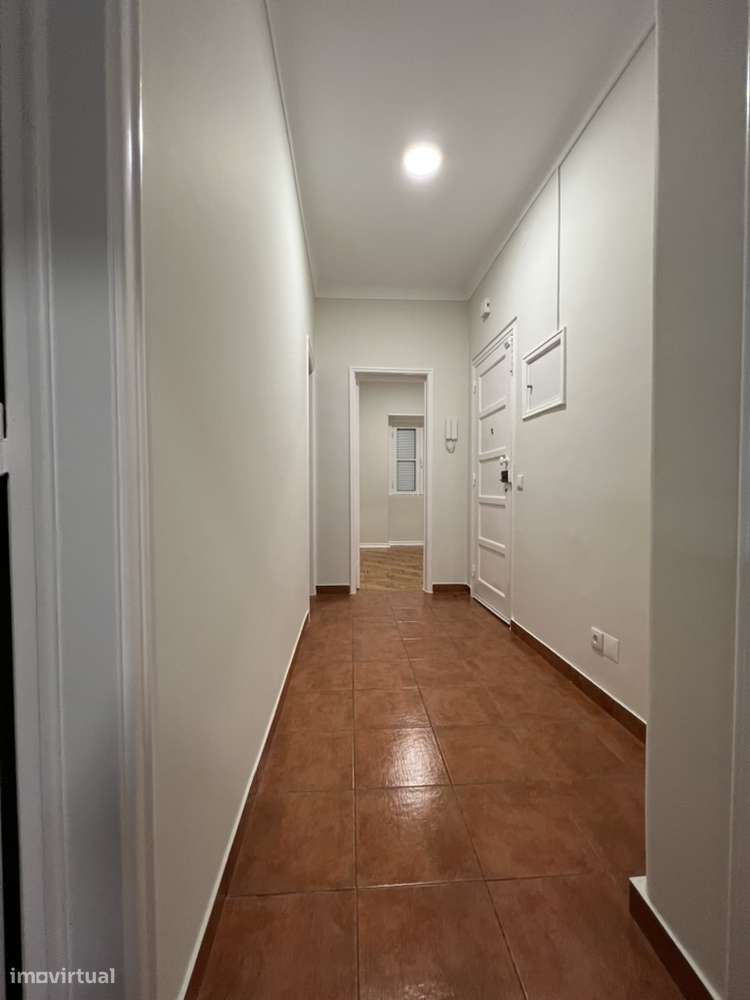 Apartamento T2 para arrendar em Odivelas - Grande imagem: 1/19