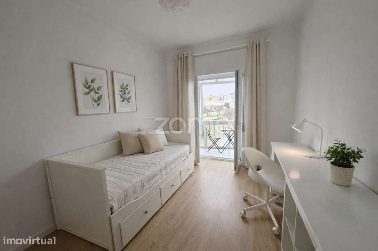 T2 Renovado - Zona Ribeirinha de Portimão - Mobilado/Pronto a Habitar - Grande imagem: 5/22