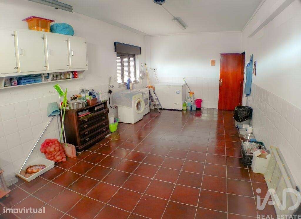Casa / Villa T6 em Atouguia da Baleia de 230,00 m2 - Grande imagem: 3/21