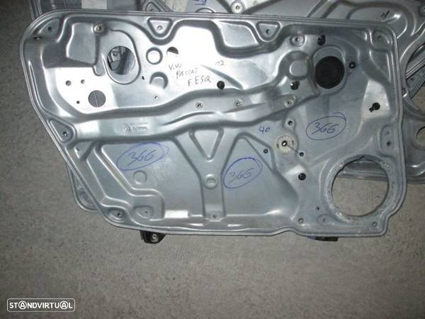 Elevador Sem Motor 3B4837755D VW PASSAT 2002 5P FE VW PASSAT 4 BREAK 2001 1.9TDI 130CV 5P CINZENTO FE - 3