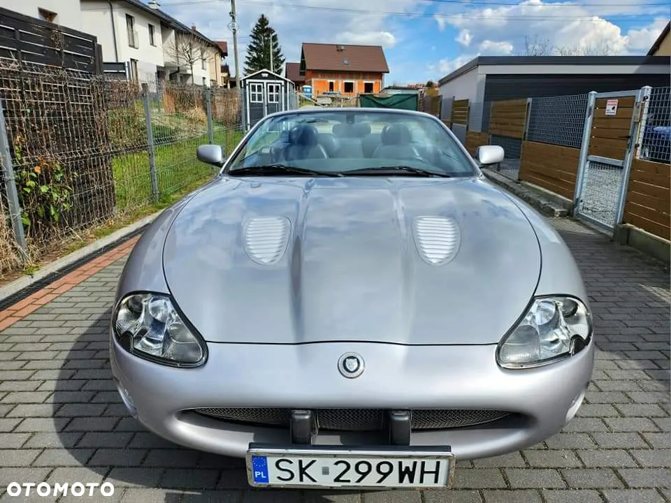 Jaguar XK8 XKR 4.0 - 8