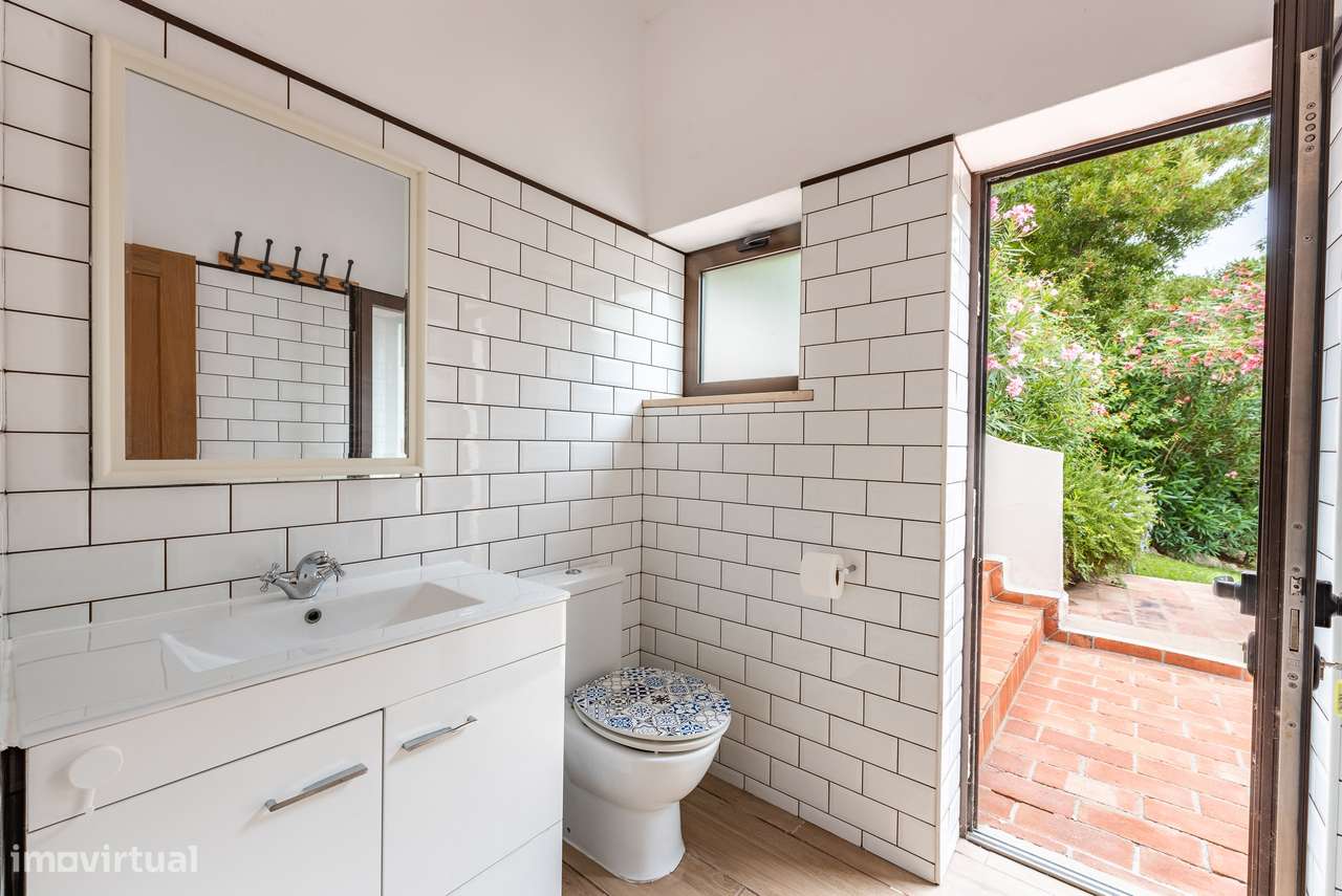 Villa com frente ao golfe e vista para o mar e piscina privada no Sant-16
