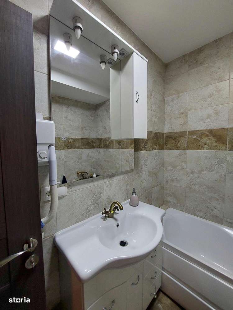 Apartament cu 2 camere decomandate Calea Cisnadiei-7