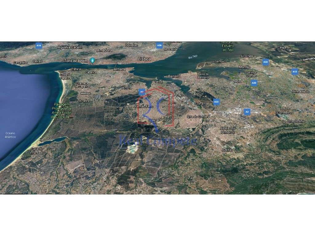 Moradia Geminada V4 Nova, Fernão Ferro, Seixal - Grande imagem: 5/12