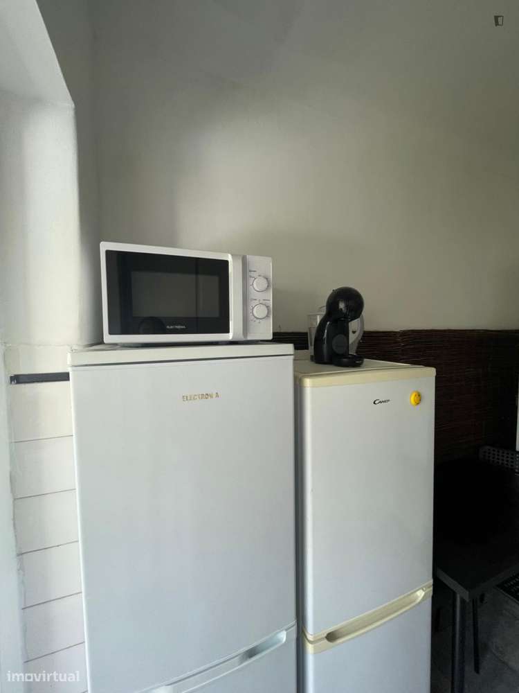 Quarto - localizado em Santa Apolónia Lisbon - Grande imagem: 5/9