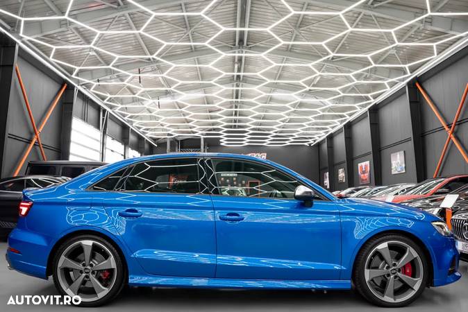 Audi S3 2.0 TFSI quattro S tronic - 29