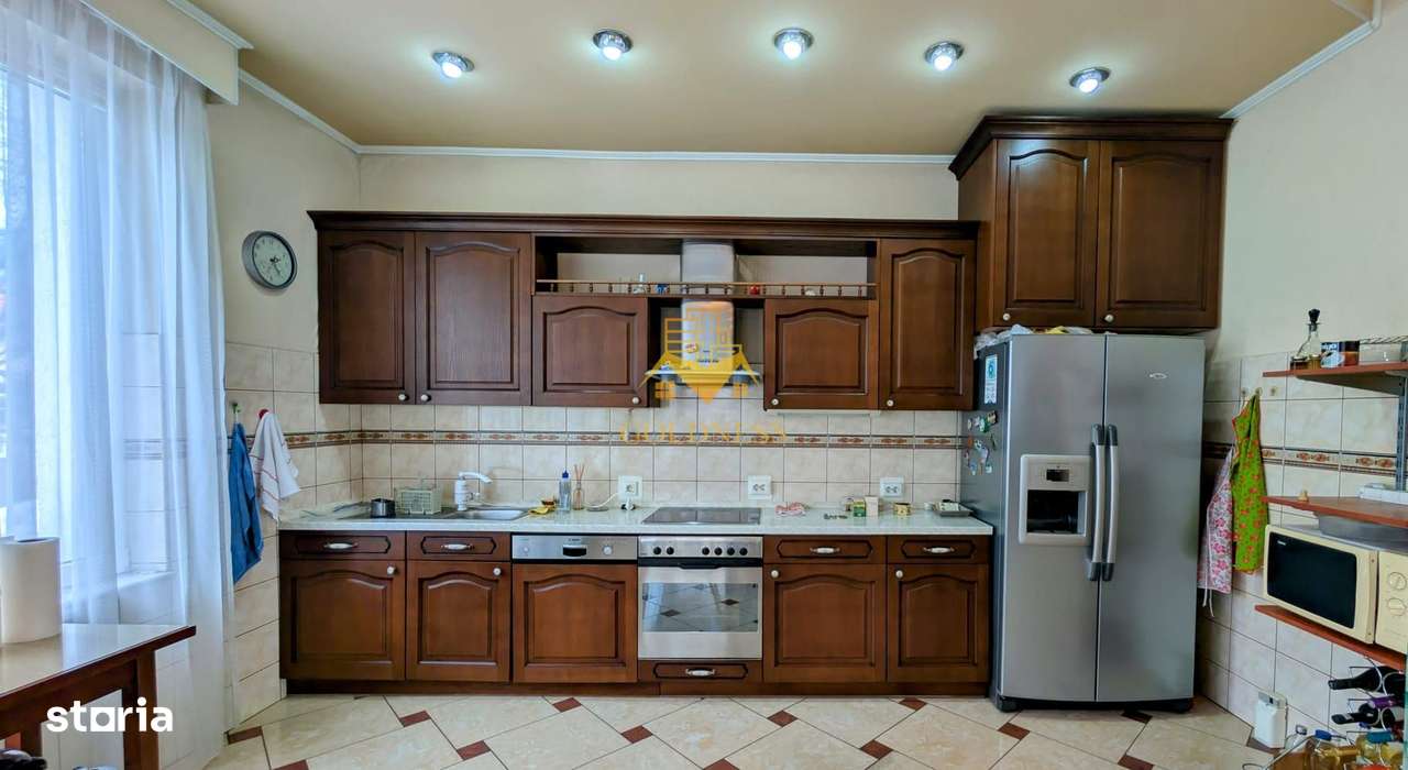 Vila, 6 Camere, 365 mp, 4 bai, Andrei Muresanu, Constantin Brancusi-3