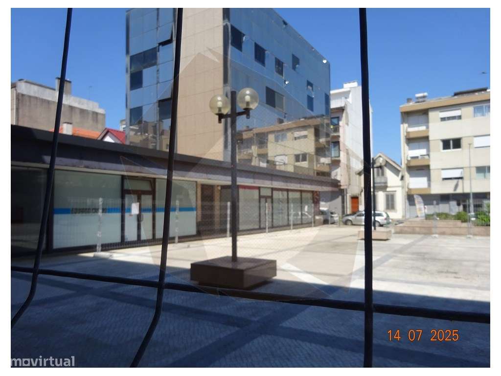 COMERCIAL - PORTO - Grande imagem: 2/29