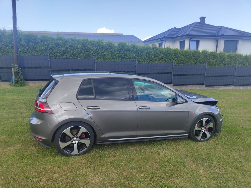 Volkswagen Golf VII (2012-2020) GTI BlueMotion Technology DSG 2017