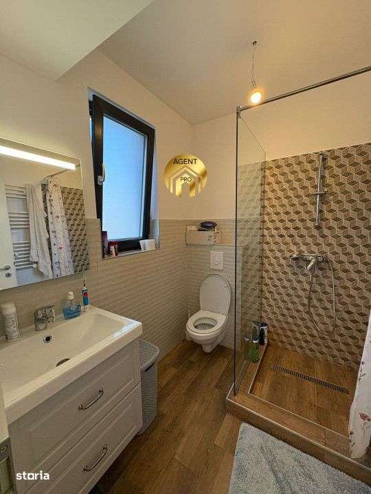 Casa P+1+M 5 camere - 300mp Teren - Langa Penny Odaile-9