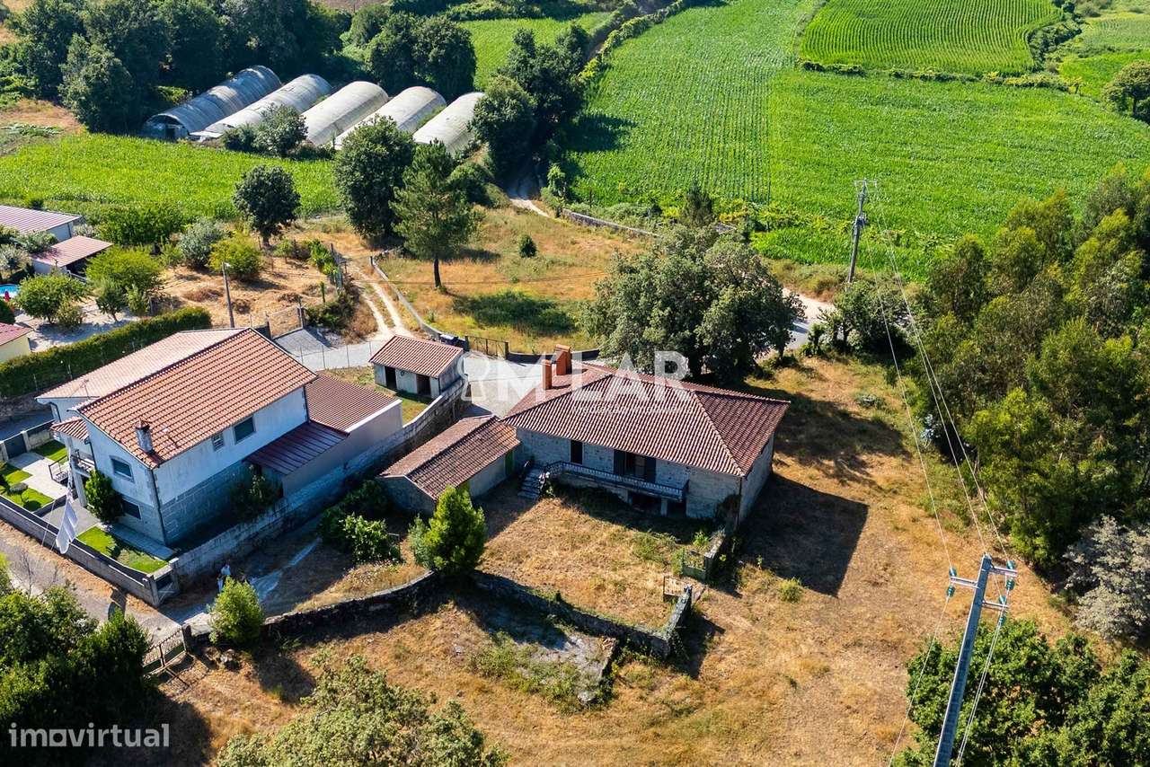 Quinta com moradia T3, em Pedralva - Braga-40