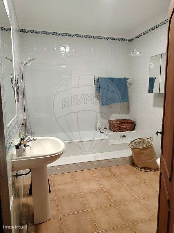 Moradia T5 para venda-10