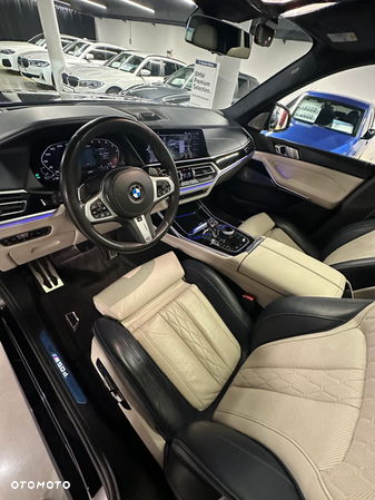 BMW X7 M50d sport - 27