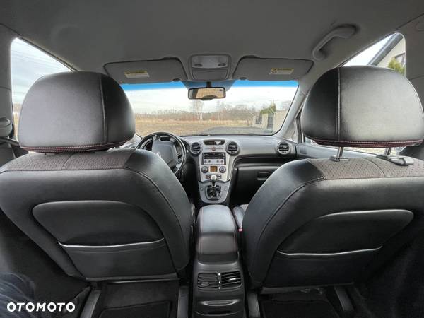 Kia Carens 2.0 CRDi Voyage - 15