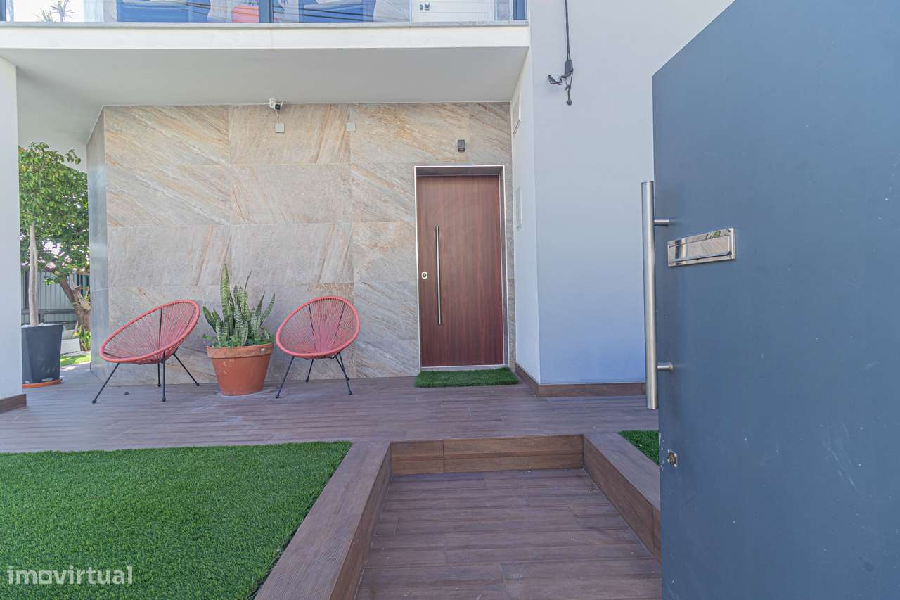 Moradia Isolada T4 com piscina  em Pinhal Frades, Fernão Ferro-41