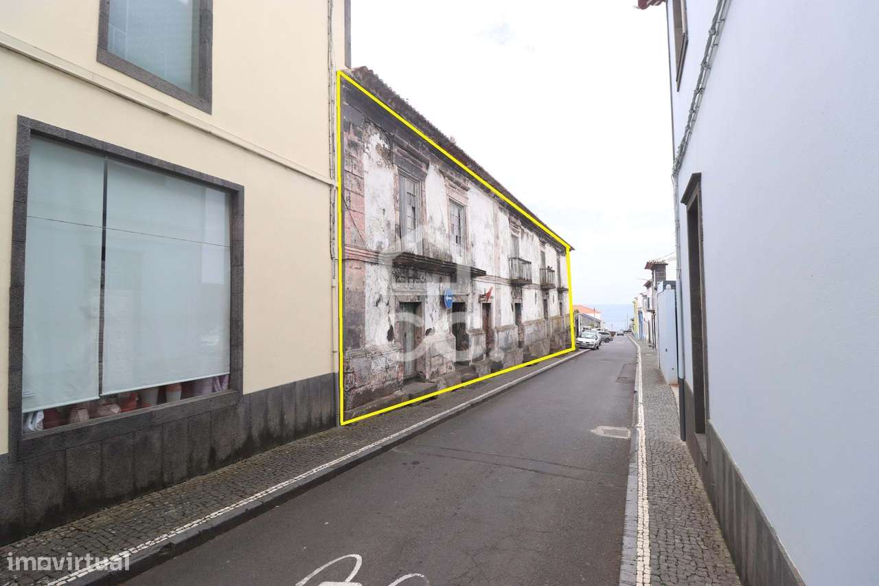 Solar com 7 Quartos - Conceição - Ribeira Grande - Grande imagem: 1/17