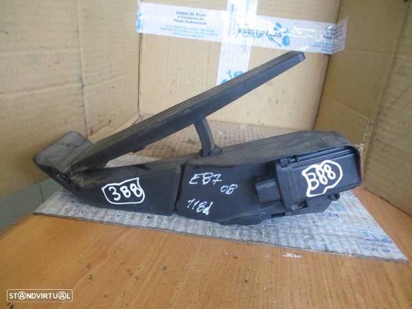 Pedal 74766500 BMW E87 2008 118D - 1