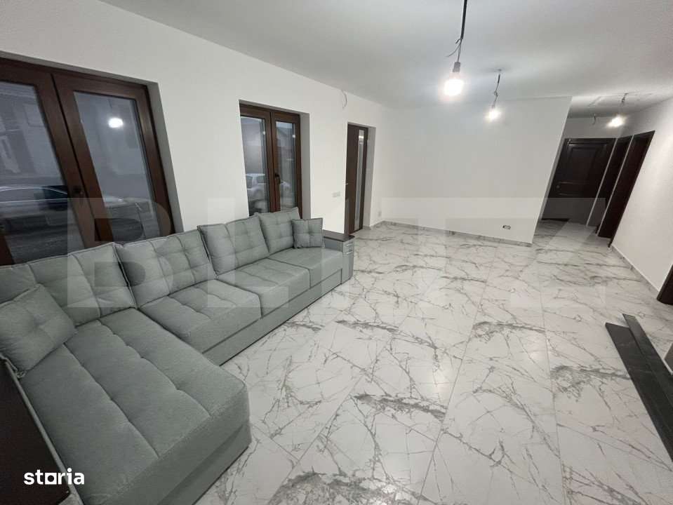 Casa la rosu, 4 camere, 105 mp utili, 500 mp teren,zona Sard - Imagine principală: 5/7