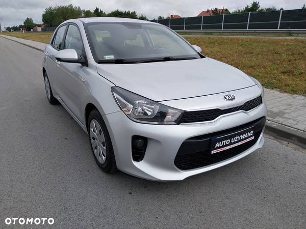 Kia Rio 1.2 L - 22