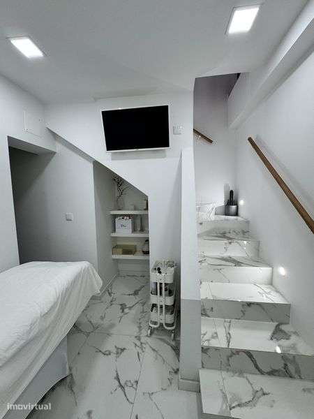 Aluguer de loja ( so o espaco) - Grande imagem: 4/6